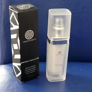 Forever Flawless Diamond Infused Cleansing Complex